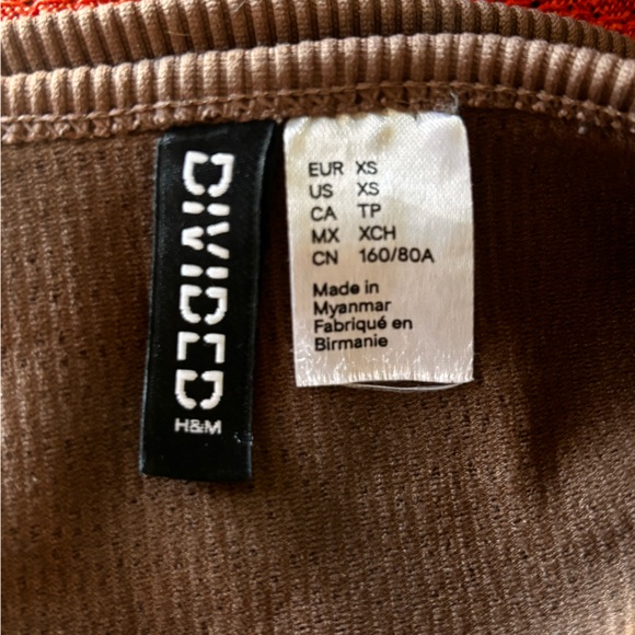 H&M Ribbed Halter Top - Picture 3 of 3